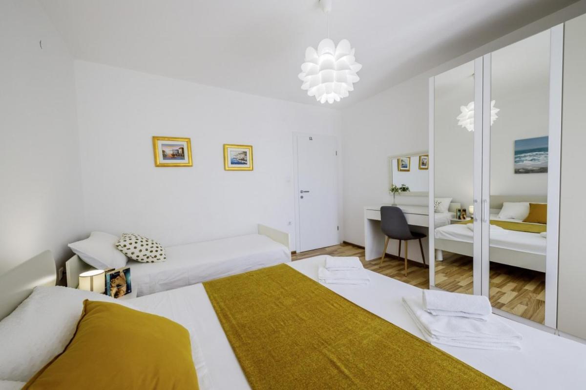 Ani In Trogir * Mittel-Dalmatien Hotel Seget Donji Bagian luar foto